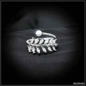 Leaf Pearl Spiral Ring