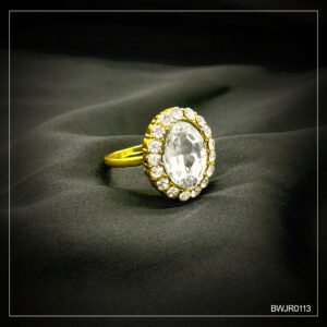 Gold Oval Crystal Halo Ring